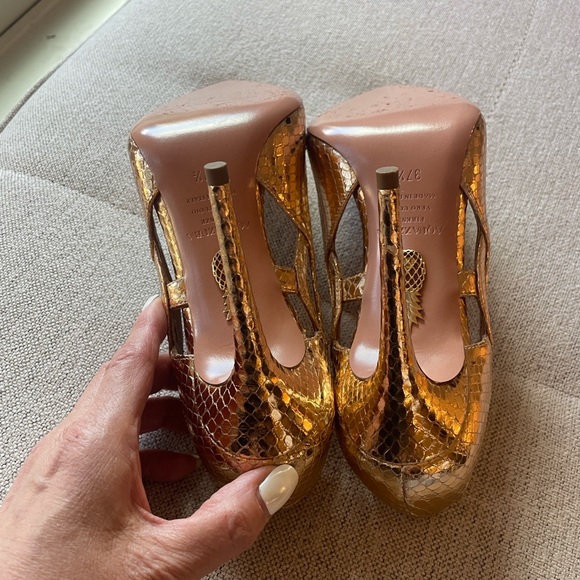 Aquazzura Gold Metallic Heels with braided detail - Picture 3 of 16